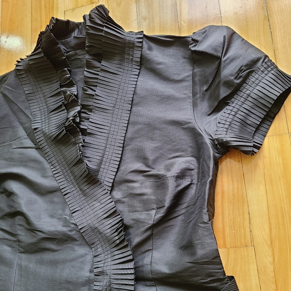 Calvin Klein satin top, size XS - Picture 6 of 9